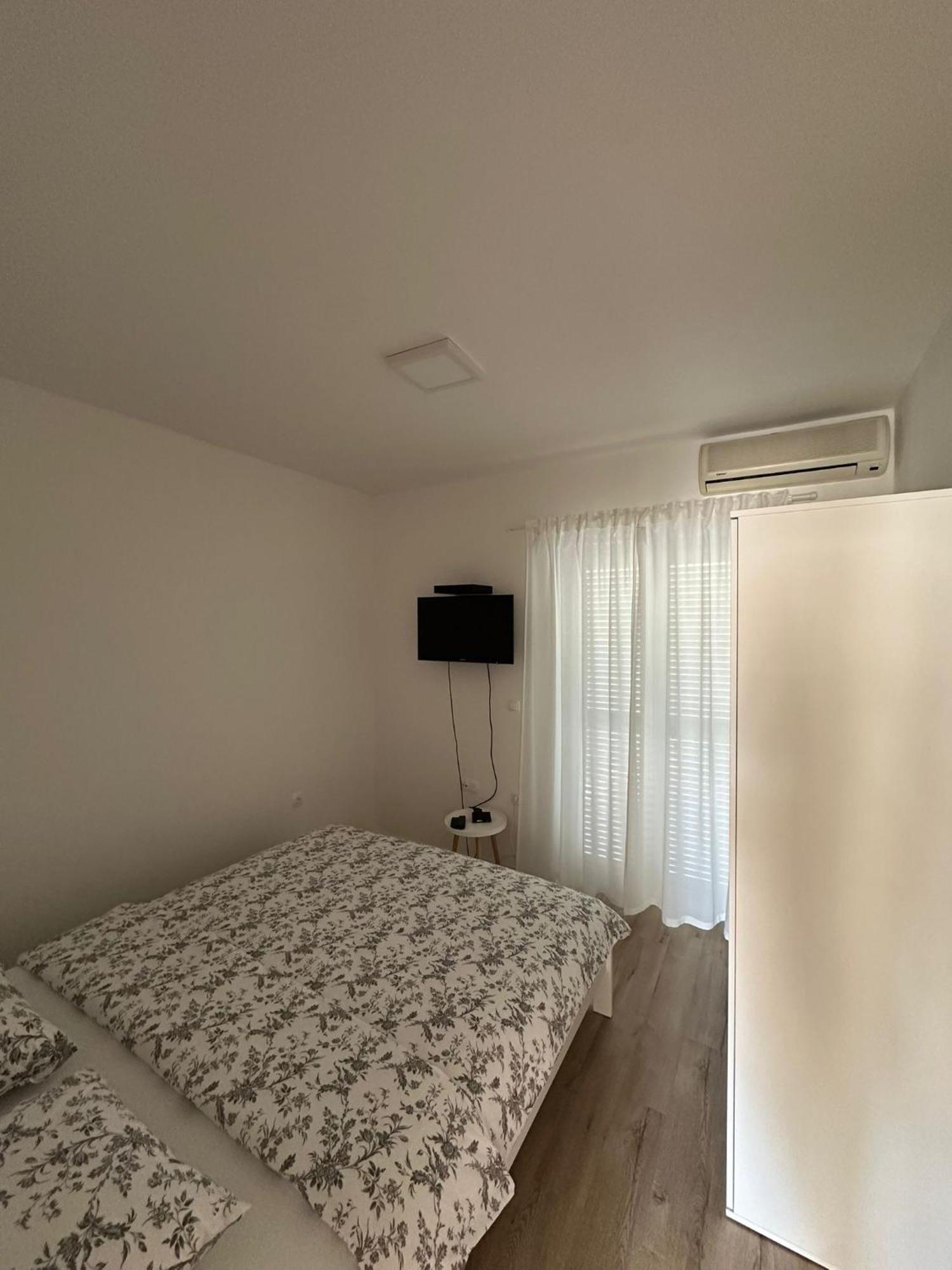 Apartments Beachwalk Heaven Milica Srima Buitenkant foto